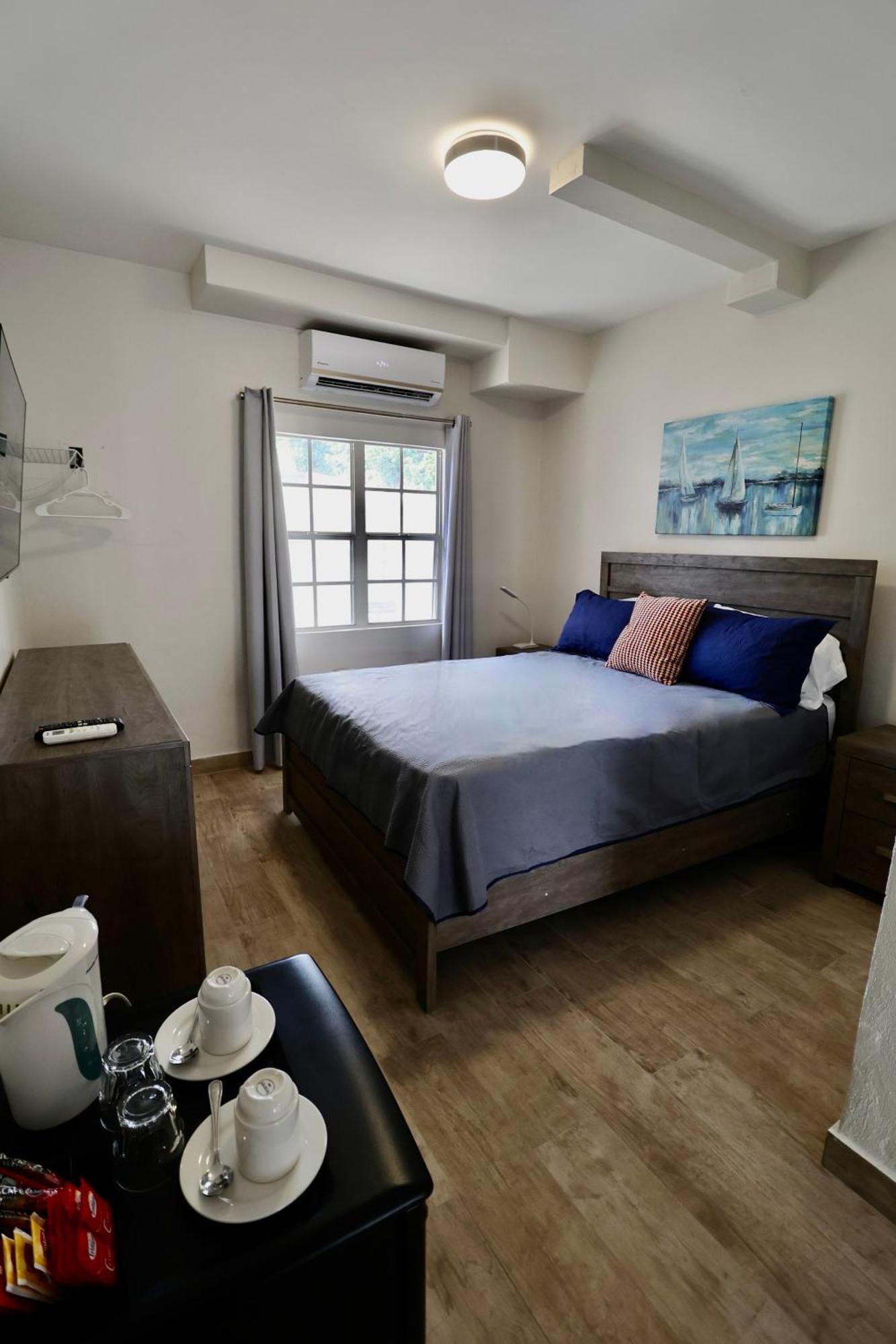 The Moxy Hotel English Harbour ภายนอก รูปภาพ