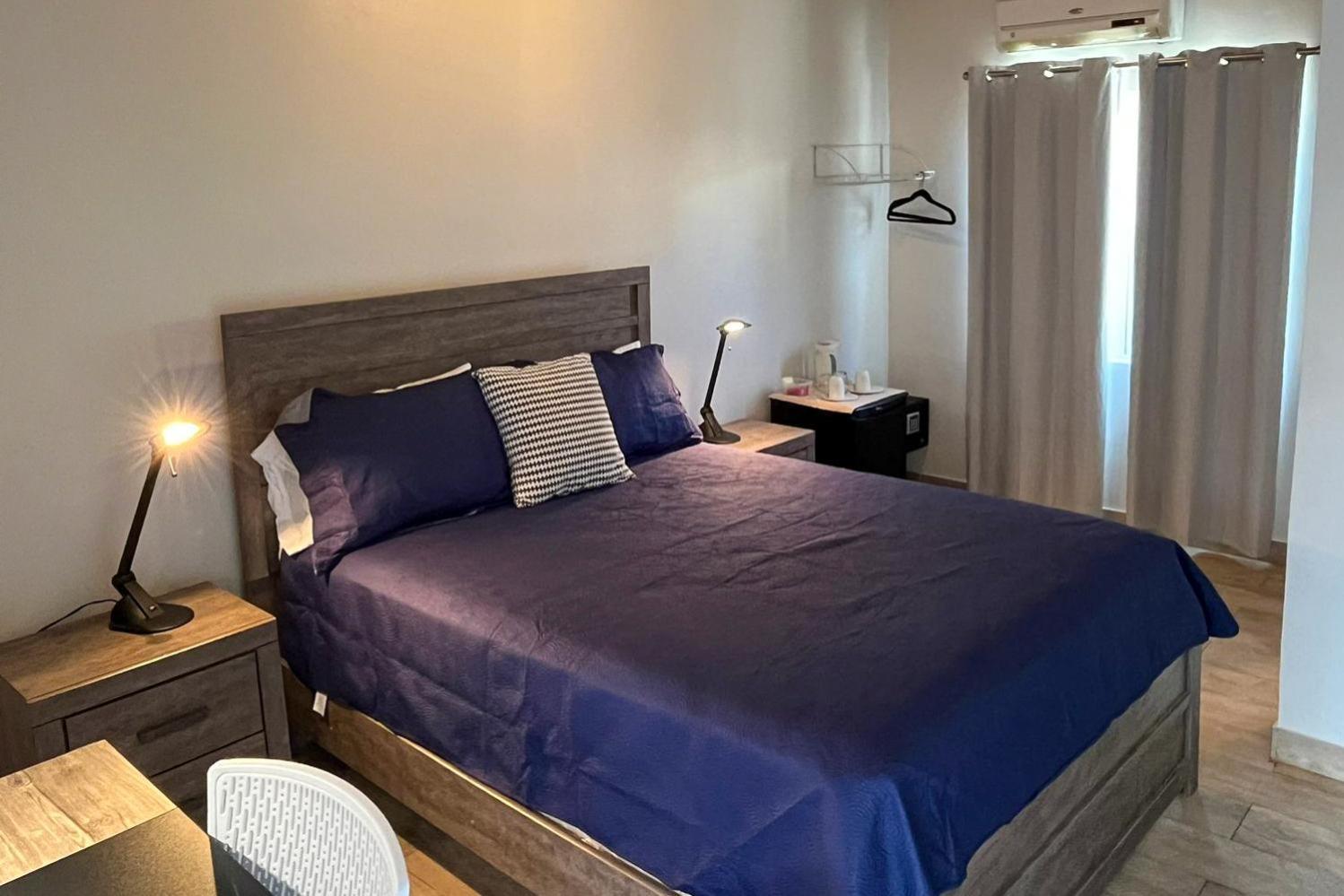The Moxy Hotel English Harbour ภายนอก รูปภาพ