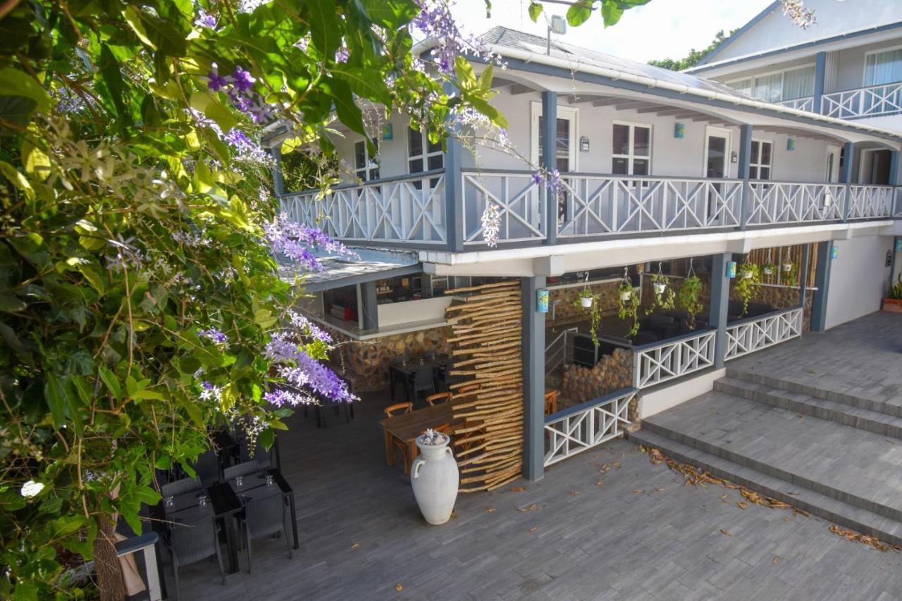 The Moxy Hotel English Harbour ภายนอก รูปภาพ